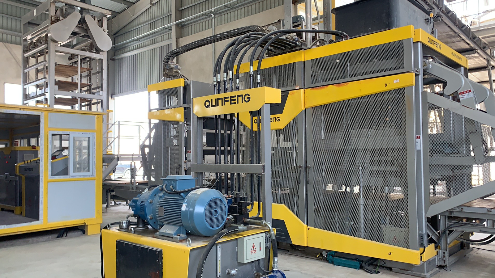 Syrische multifunktionale vollautomatische Produktionslinie für die Ziegelherstellung