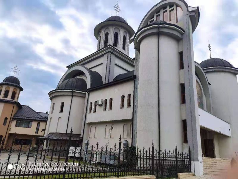 die Anwendung von Produkten aus dem Fall der hochgelegenen, ultradünnen Flussuferblocklösung Rumäniens 