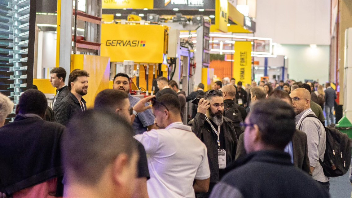 Qunfeng Machinery glänzt auf der Internationalen Betonmesse in Brasilien und leitet eine neue Welle der Infrastrukturentwicklung in Südamerika ein