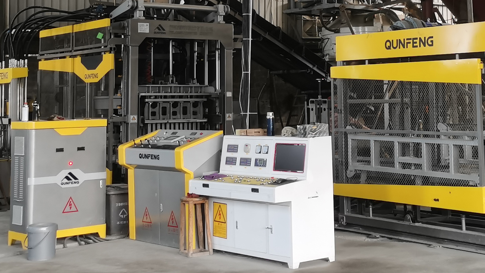 Guangxi beschleunigt den Bau der Verkehrsinfrastruktur. Die Qunfeng-Produktionslinie bietet weiterhin starke Unterstützung mit hoher Produktionskapazität