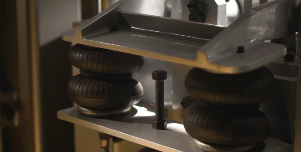 Airbag-Klemmung zum Schutz vor Schimmel