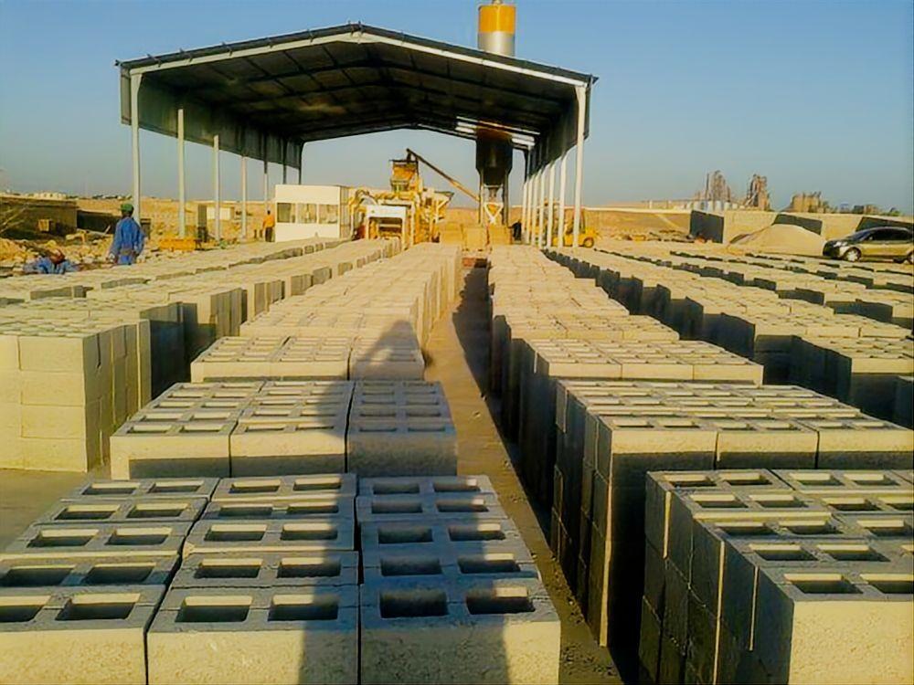 Maschine zur Herstellung von Zementbl&ouml;cken