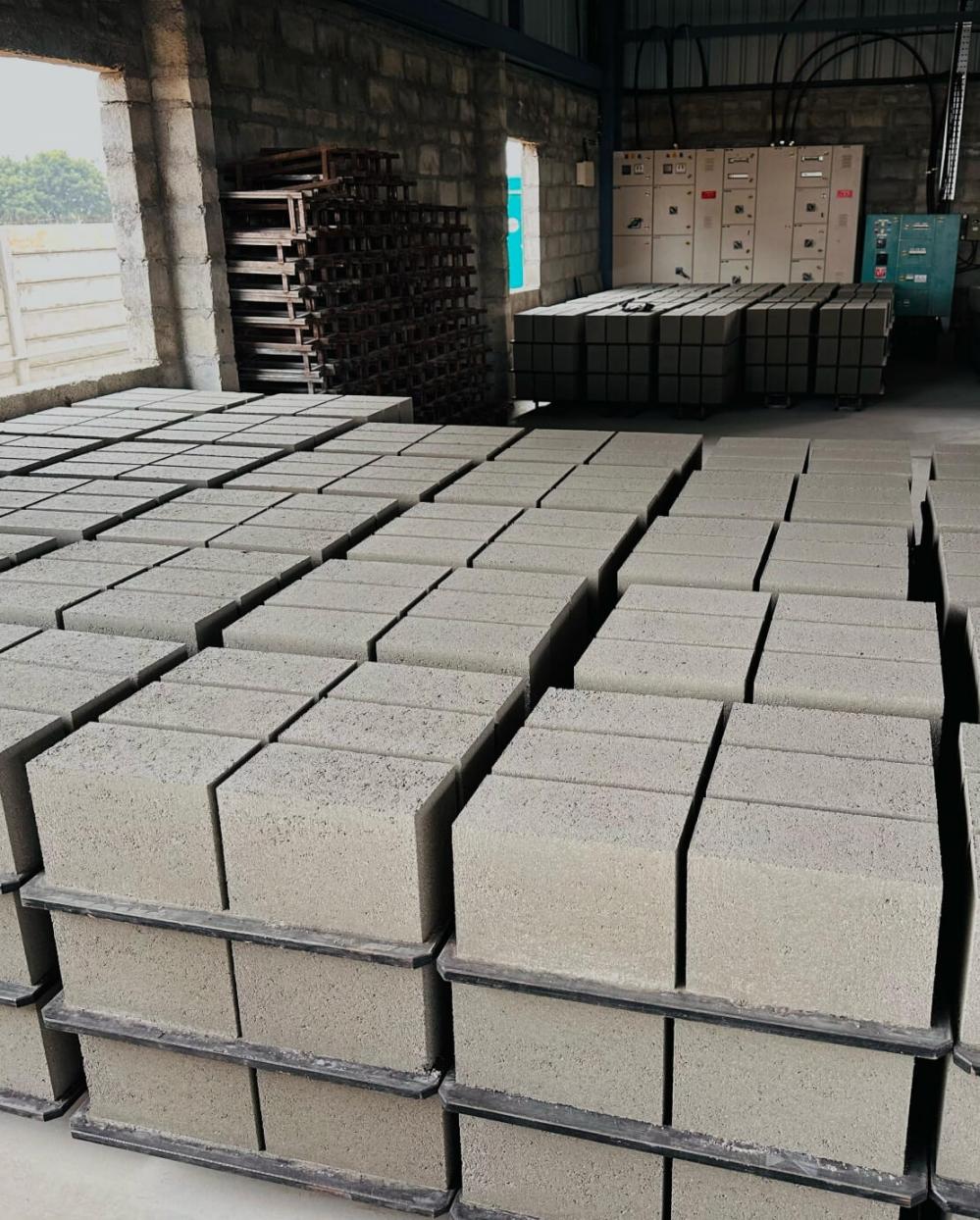 Hocheffiziente Blockfertigungslinie 