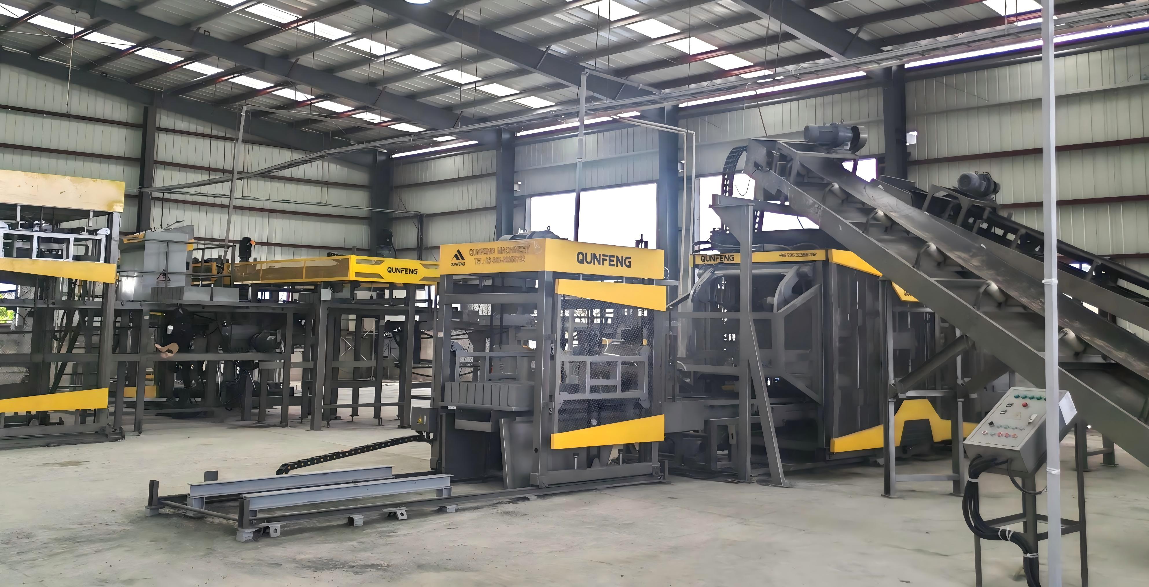 Die vollautomatische Produktionslinie f&uuml;r Betonprodukte von Qunfeng Machinery f&uuml;r einen s&uuml;damerikanischen Kunden.