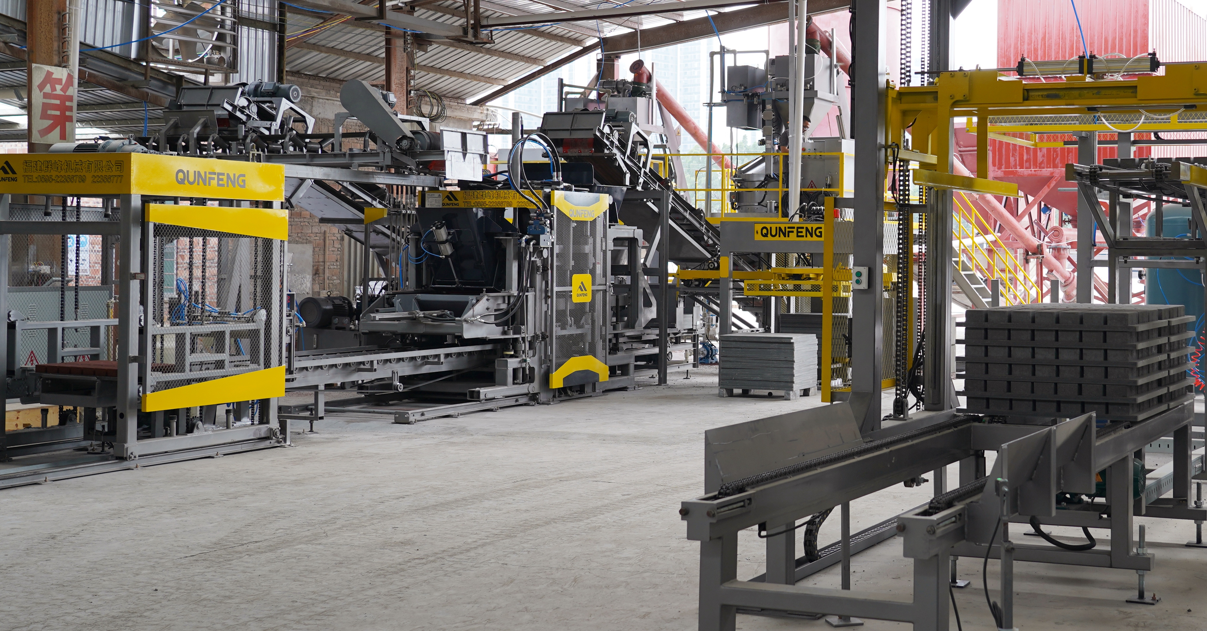 Die von einem Kunden aus Guangdong in Auftrag gegebene Produktionslinie von Qunfeng Machinery hat sich zur leistungsst&auml;rksten Blockherstellungslinie in der Region entwickelt.